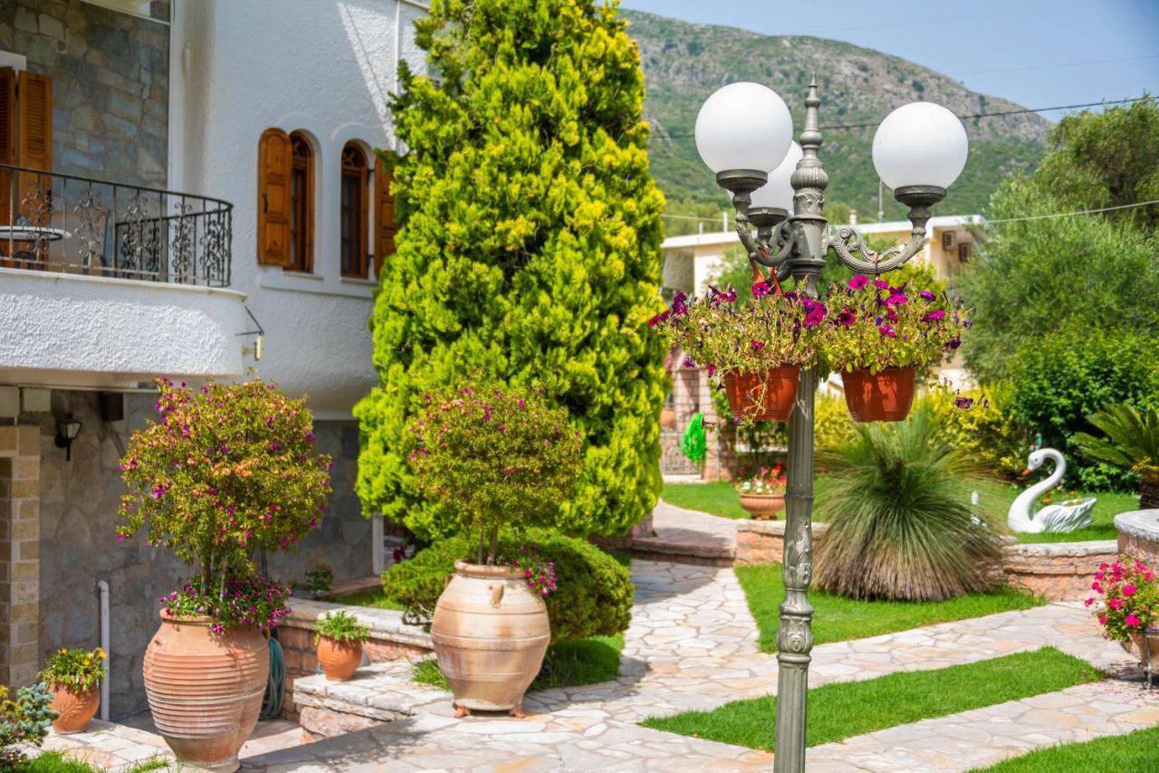 Villa Haroula Parga Exterior photo