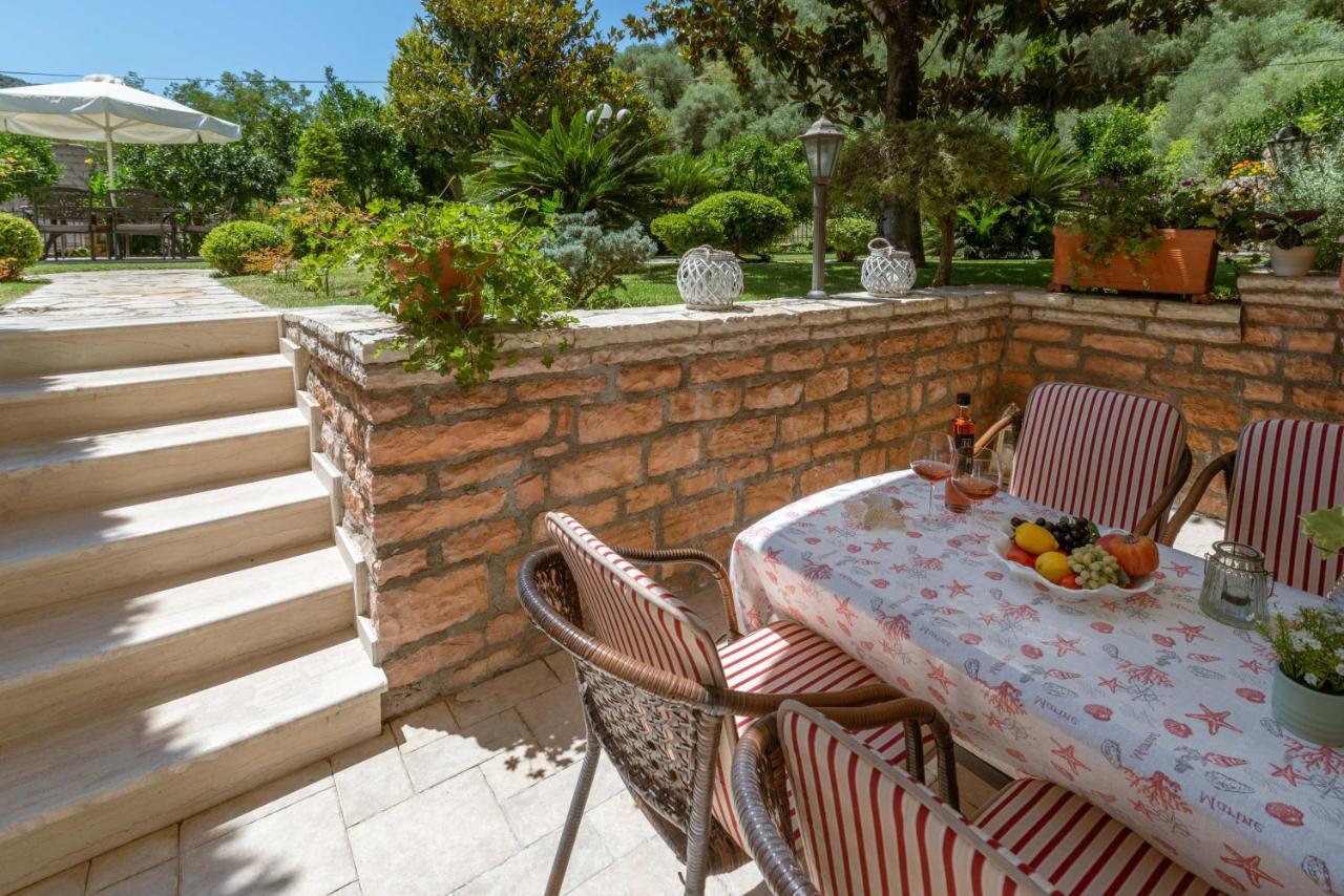 Villa Haroula Parga Exterior photo